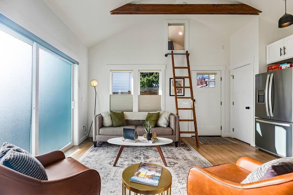 Walk To The Waterfront! The South Sound Suite Tacoma Exteriör bild